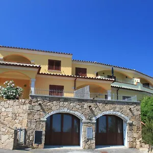 Casa vacanze Seaview Apt Budoni, Solita